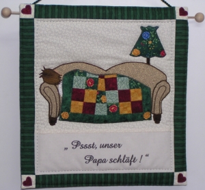 Papa schläft -  Patchwork  Applikationsquilt fertig genäht